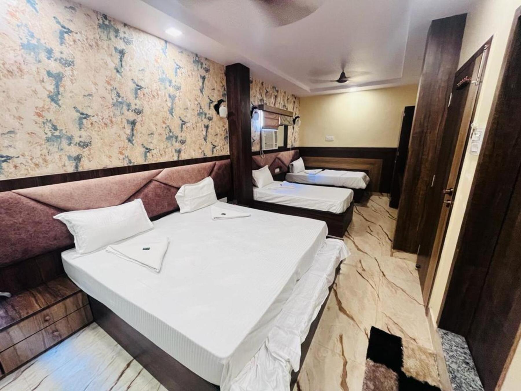 Ks Paying Guest House Váránaszi Kültér fotó