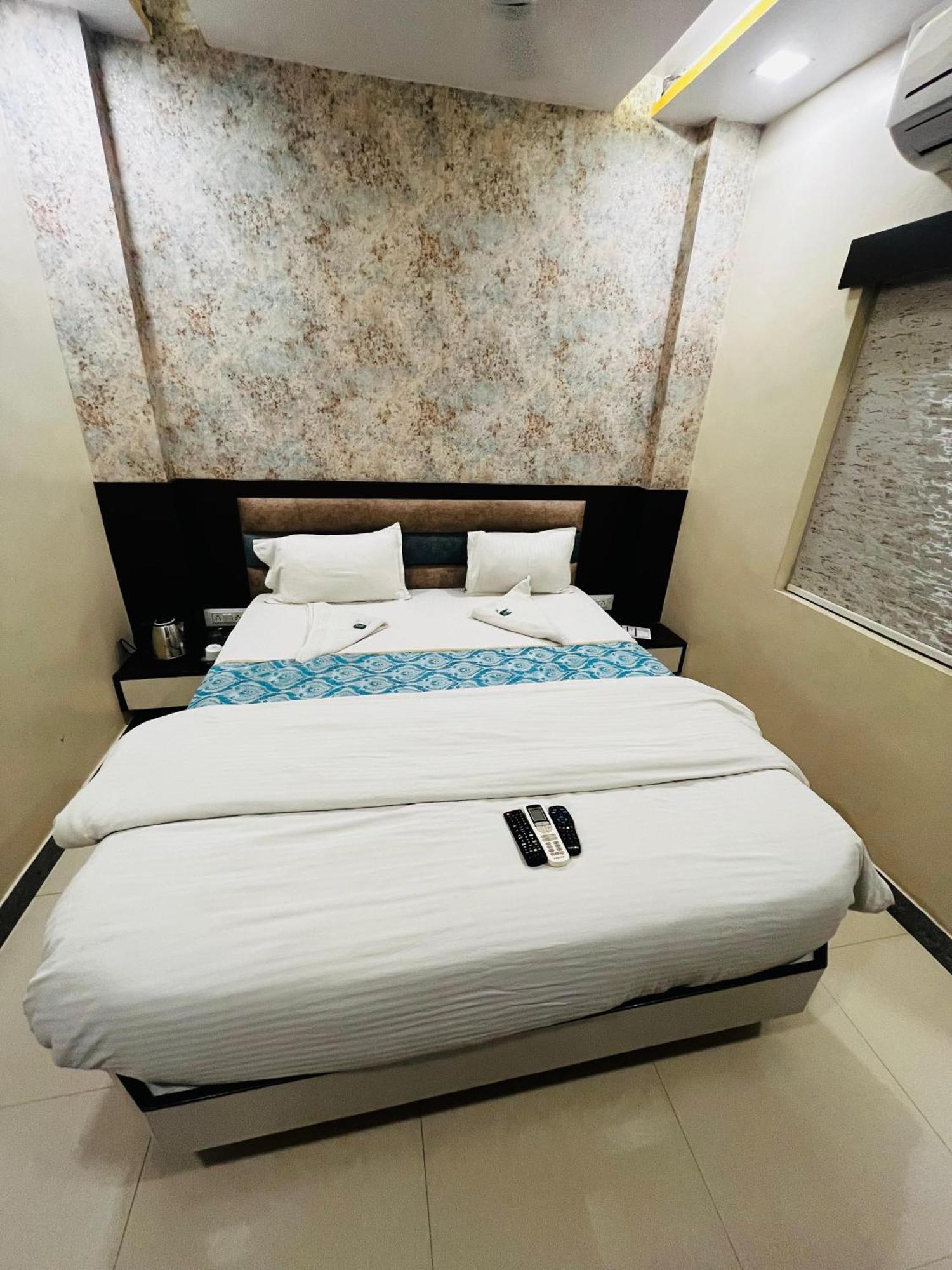 Ks Paying Guest House Váránaszi Kültér fotó