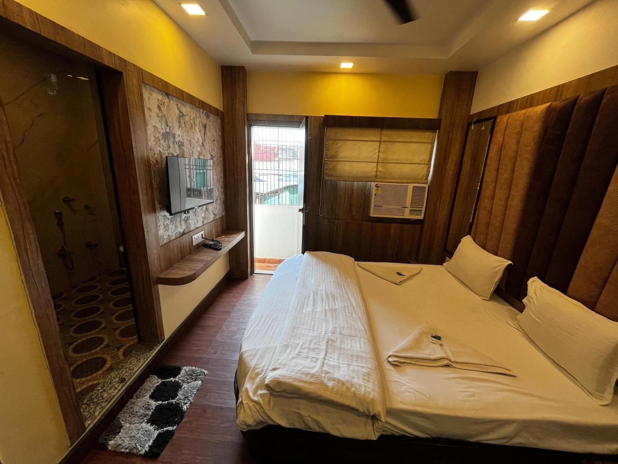 Ks Paying Guest House Váránaszi Kültér fotó